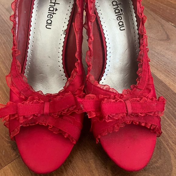 Red shoes - Picture 2 of 4